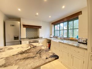 Dining Kitchen- click for photo gallery